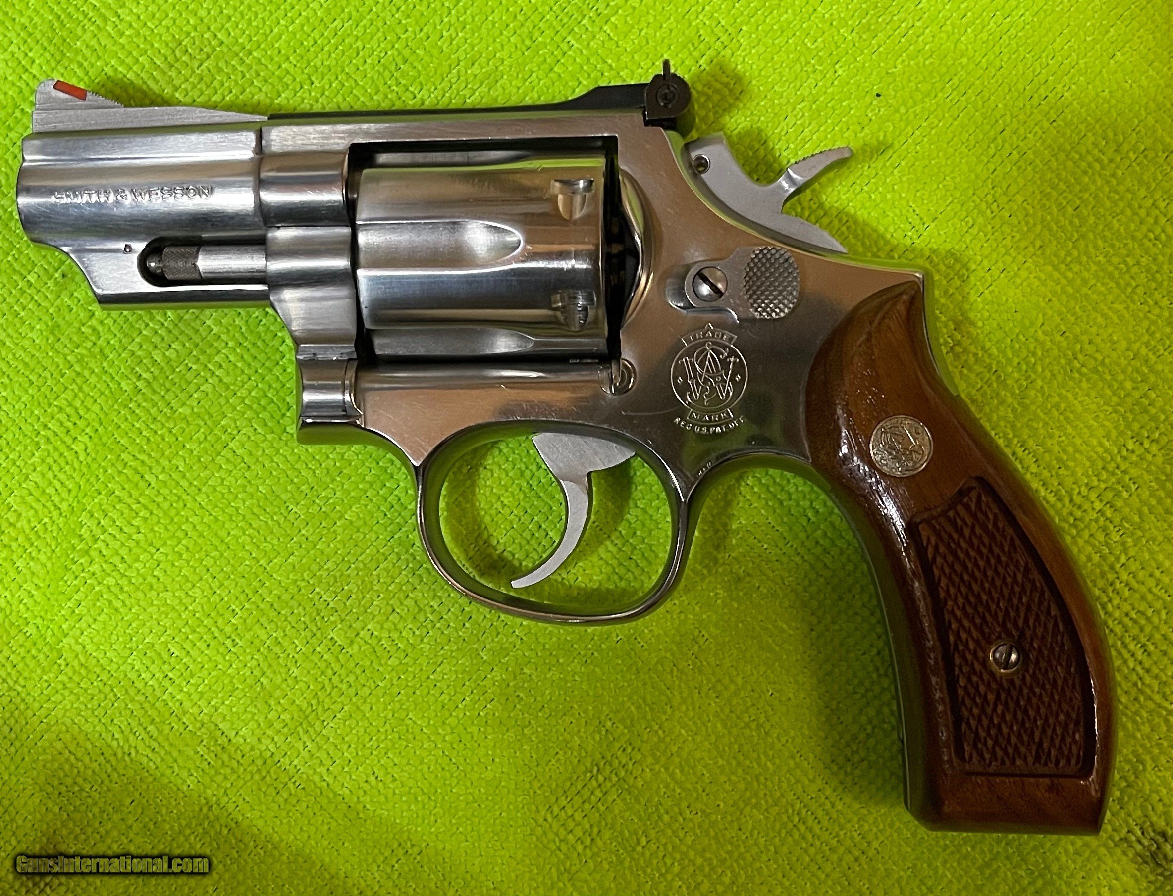 Smith and Wesson 66-2 (2 1/2, stainless)