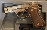 Browning BDA .380 (nickel, box) - 2 of 8
