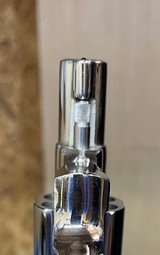 Smith and Wesson 15-3 (2 in, nickel) - 3 of 5