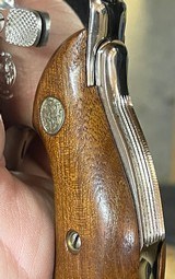 Smith and Wesson 40 (1 7/8ths, nickel) - 7 of 7
