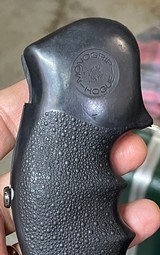 Smith and Wesson 686-5 (2.5 in, 7 shot) - 7 of 7