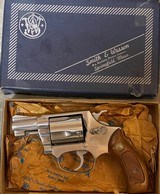 Smith and Wesson 60 (1 7/8th, orig. box) - 1 of 8