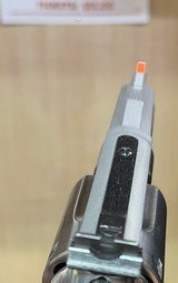 Smith and Wesson 66-4 (2 1/2 in) - 4 of 5