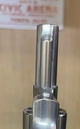 Smith and Wesson 66-4 (2 1/2 in) - 3 of 5