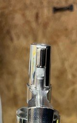 Smith and Wesson 10-7 ( snub, nickel) - 4 of 8