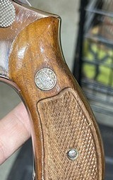Smith and Wesson 10-7 ( snub, nickel) - 8 of 8