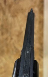 Smith and Wesson 19-3 (6 in, full target, box) - 4 of 6