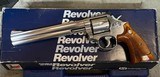 Smith and Wesson 686 (8 in, box) - 1 of 7