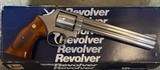 Smith and Wesson 686 (8 in, box) - 2 of 7