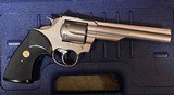 Colt trooper mark 3 (6 in, 22LR) - 2 of 6