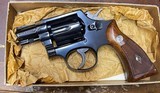 Smith and Wesson 10 (no dash, orig. box) - 1 of 12