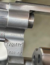 Smith and Wesson 617 (6 in, combats) - 6 of 8
