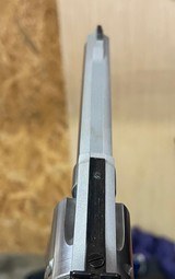 Smith and Wesson 617 (6 in, combats) - 5 of 8