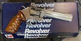 Smith and Wesson 617 (6 in, combats) - 2 of 8