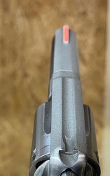 Smith and Wesson 65-3 (3 in, rd. Butt) - 4 of 5