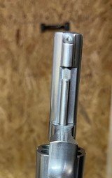Smith and Wesson 65-3 (3 in, rd. Butt) - 3 of 5
