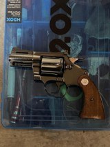 Colt Diamondback (2 in, blue) - 1 of 7