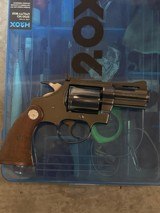 Colt Diamondback (2 in, blue) - 2 of 7