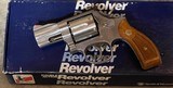 Smith and Wesson 686-4 (2.5 in, orig. box)