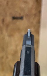 Smith and Wesson 15-4 (2 in, blue) - 4 of 6