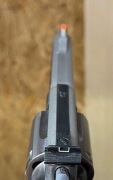 Smith and Wesson 686 (no dash) - 4 of 8