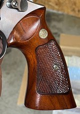 Smith and Wesson 66 (steel sights, box) - 7 of 9