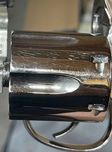 Smith and Wesson 586 (no dash, nickel) - 6 of 8
