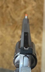 Smith and Wesson 66-2 (4 inch, full target) - 4 of 6