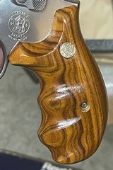 Smith and Wesson 686 (2 1/2 in, box) - 6 of 8