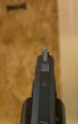 Smith and Wesson 15-3 (2 in, blue, orig. box) - 4 of 9