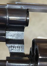 Smith and Wesson 29-2 (4 in, blue) - 4 of 8