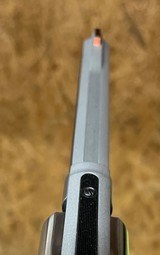 Smith and Wesson 617 (6in, combats) - 4 of 6