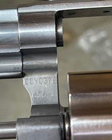 Smith and Wesson 696-1 (3 in, target grip) - 5 of 6