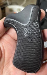 Smith and Wesson 629-4 Backpacker - 7 of 8
