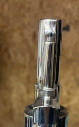 Smith and Wesson 19-4 (nickel, 2 1/2 in) - 3 of 6