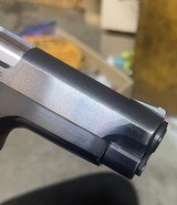 Smith and Wesson 39-2 (blue, 3 mags) - 7 of 8