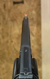 Smith and Wesson 57 (6 in, blue) - 4 of 8