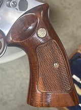 Smith and Wesson 629 (6 inch barrel, p and r) - 7 of 8