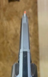 Smith and Wesson 629 (6 inch barrel, p and r) - 4 of 8