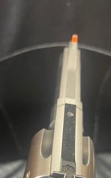 Smith and Wesson 629-1 (4 inch barrel, ported) - 4 of 7