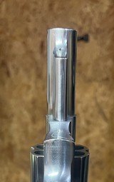 Smith and Wesson 629-1 (3 in, combats) - 5 of 8