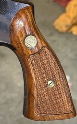 Smith and Wesson 15-3 (4 in, blue) - 6 of 6