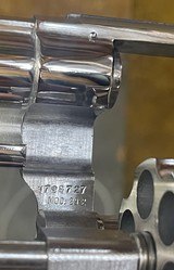 Smith and Wesson 29-2 (Nick, 6 in) - 5 of 8