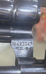 Smith and Wesson 19-3 (4 in, blue) - 5 of 8