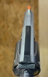 Smith and Wesson 66-1 (2 1/2 in) - 4 of 8