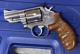 Smith and Wesson 66 2 (2 1/2 in, combats)