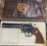 Colt Python (1977, blue, box) - 1 of 8