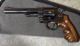 Smith and Wesson 29 2 (6 1/2 in, blue, combats)