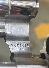 Smith and Wesson 29-2 (4 in, nickel, box) - 5 of 9