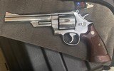 Smith and Wesson 629-1 (6 in, stainless) - 1 of 5